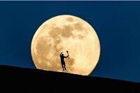 Uống trăng (Thơ Hàn Mặc Tử) | Atabook.com